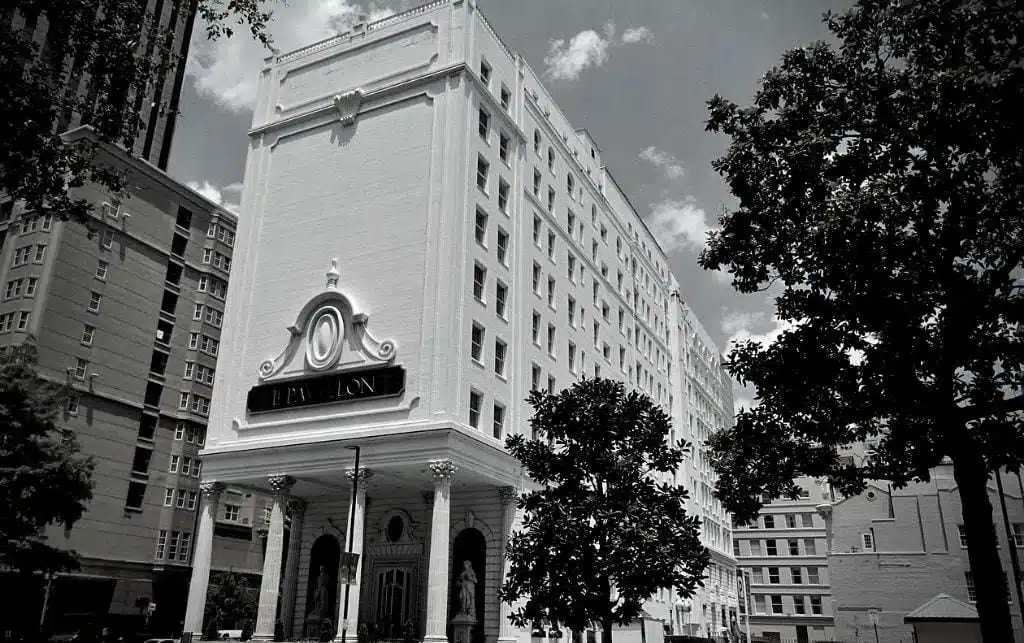 Le Pavillon Hotel New Orleans - one of the city's most haunted hotels
